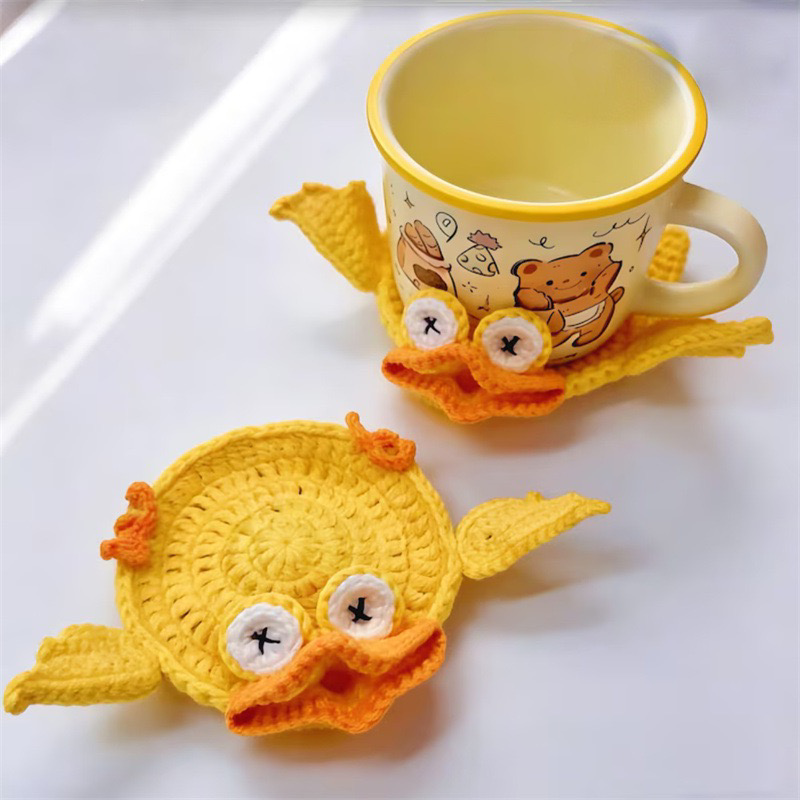 Handmade Crochet Coaster, Funny Animal Drink Coasters for Coffee Cup, Cute Yarn Woven Desk Decor, Unique Home Office Table Accessories Gift