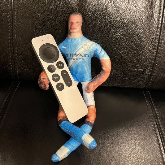 Mini HAALAND Blue Wacky Bendy Doll Flexible Funny Figure Football Superstar Inspired Mouse Plush Doll – Handmade Soccer Fan Collectible Figure, Cute Mini Athlete Doll Gift for Football Lovers, Decorative Toy for Home, Desk & Collection