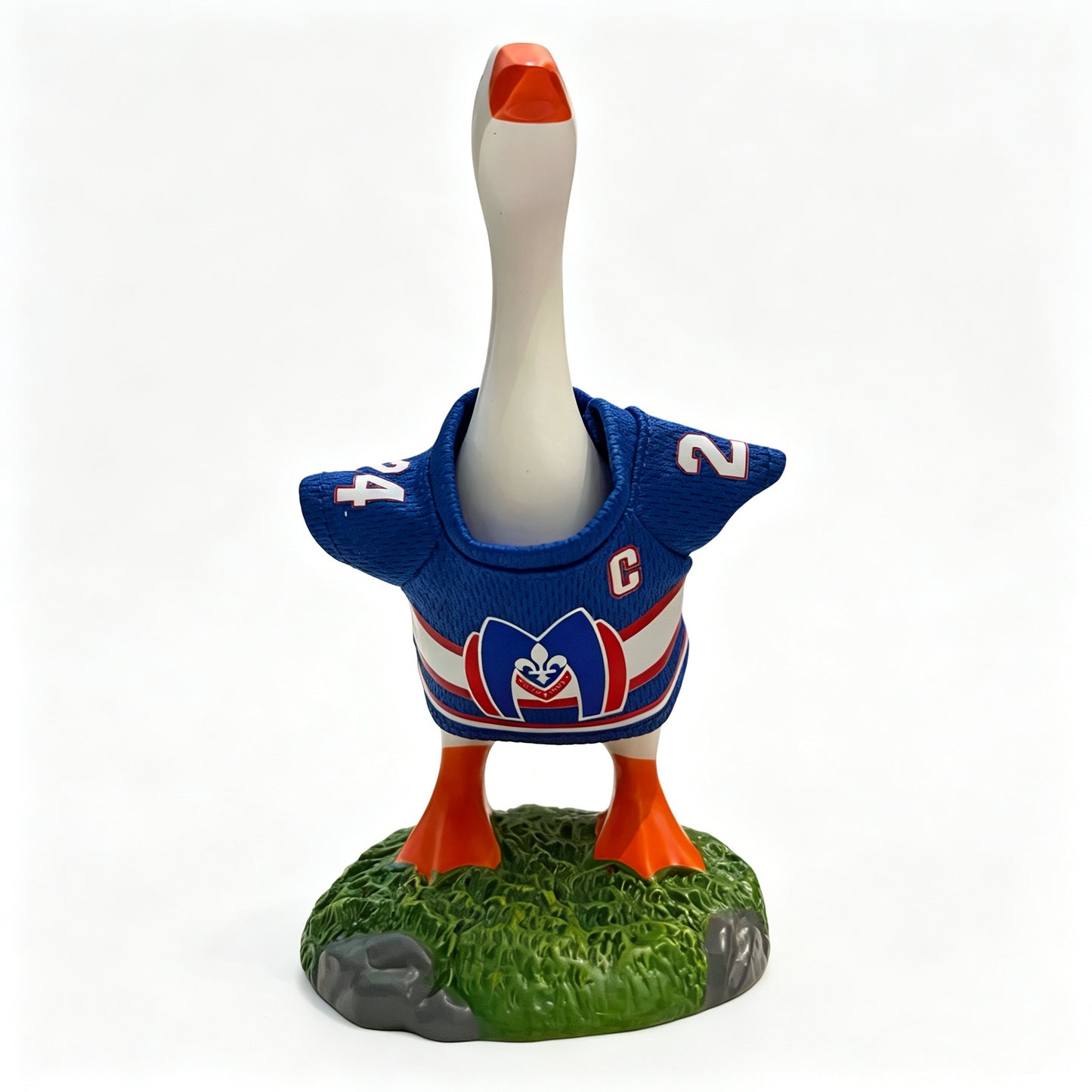 Magnetic Beak Goose Statue with Sports Jersey, 6.7 Inch Desk Goose Key Holder Sculpture on Decorative Base, Soccer Hockey Basketball Fan Decor, Funny Office Home Gift