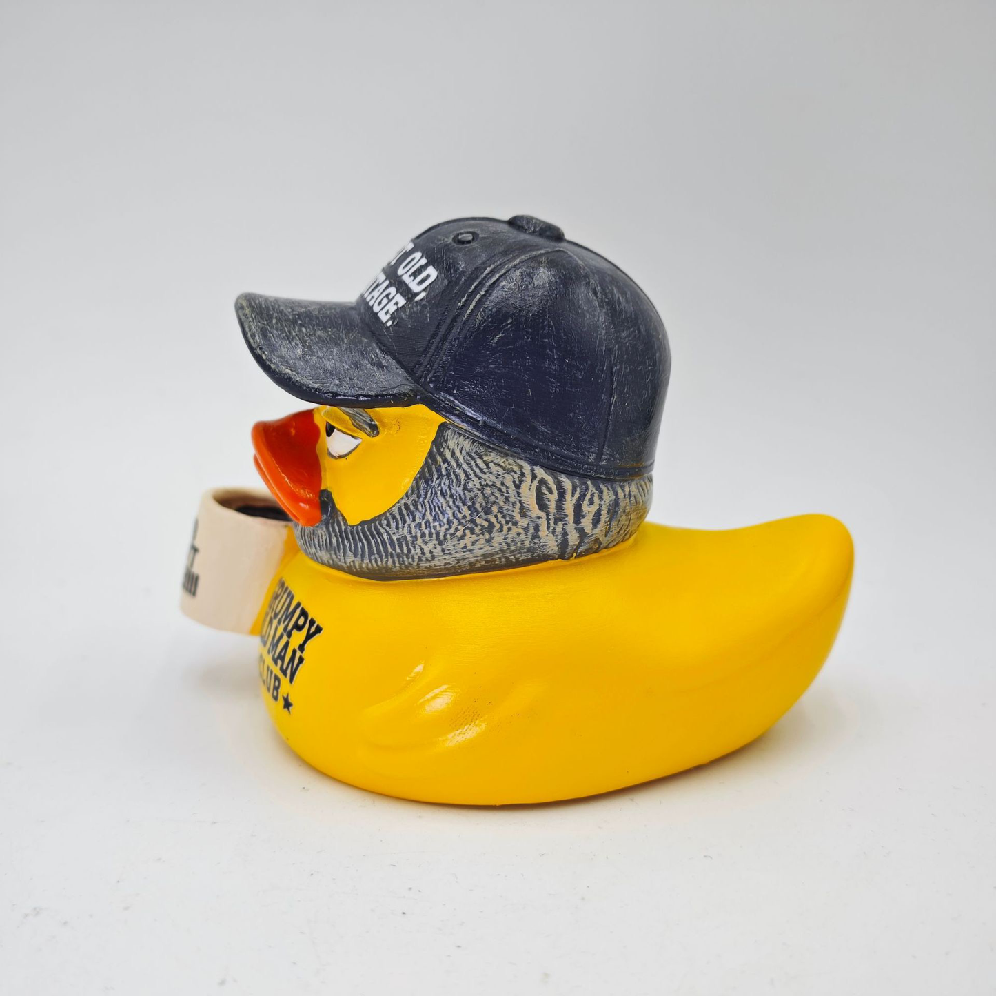 Grumpy Old Man Club Resin Duck Figurine, Decor Duck Statue with Coffee Mug, Funny Grumpy Yellow Duck Desk Ornament Gift for Men Dad Grandpa
