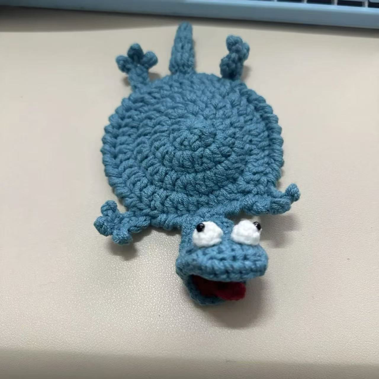 Handmade Crochet Coaster, Funny Animal Drink Coasters for Coffee Cup, Cute Yarn Woven Desk Decor, Unique Home Office Table Accessories Gift
