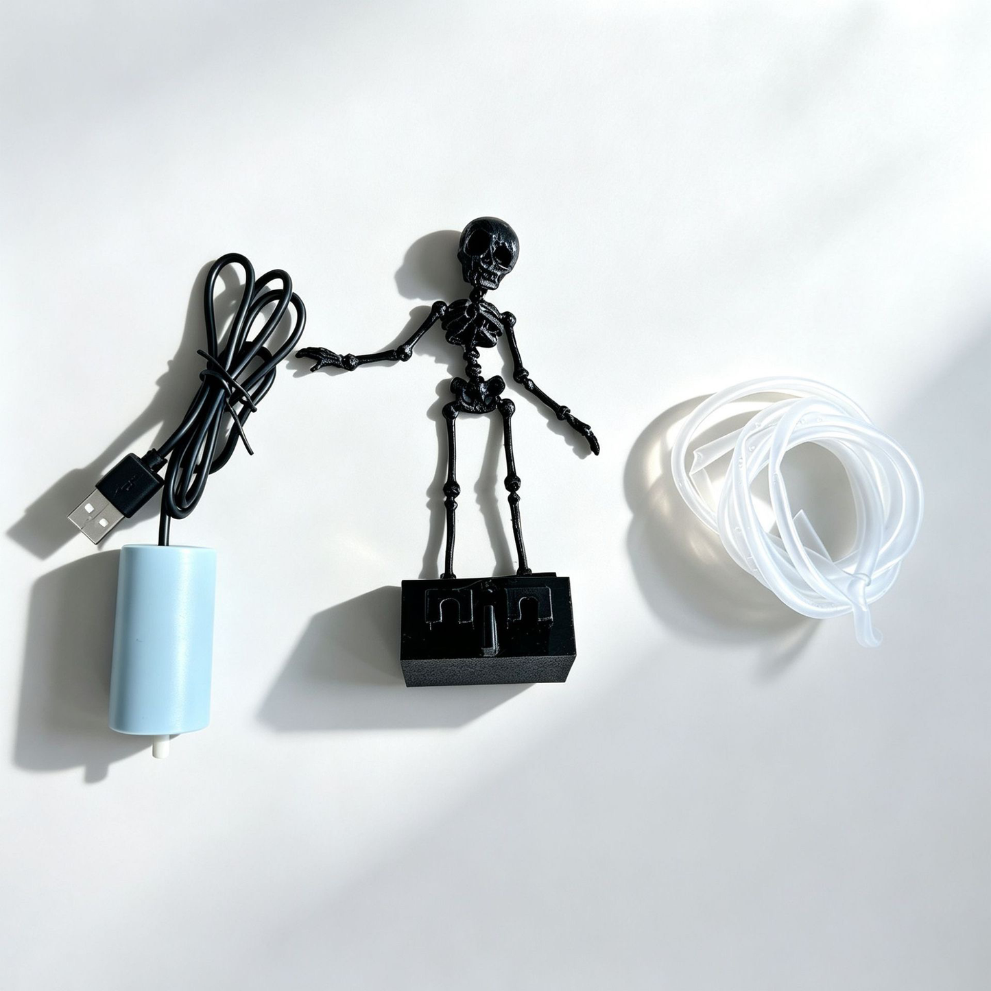 Dancing Skeleton Aquarium Ornament with USB Air Pump, 3D Printed Articulated Fish Tank Bubbler, Air-Powered Moving Skeleton Decor with Airline Tubing, Approx. 5.5 Inch